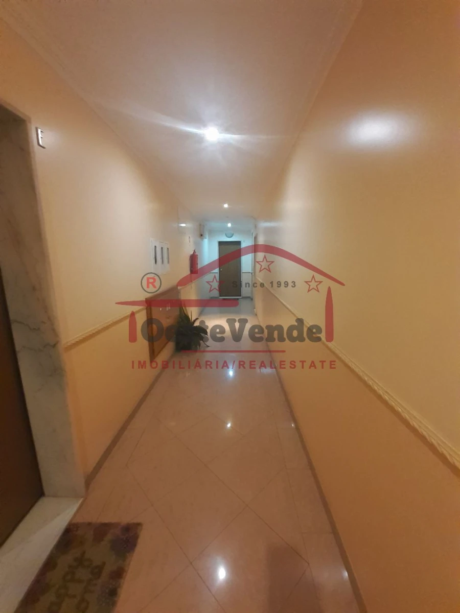 Apartamento T3 para Venda em Peral Foto 31