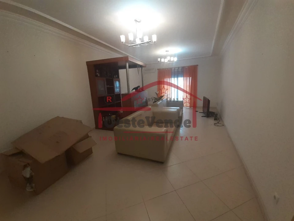 Apartamento T3 para Venda em Peral Foto 4