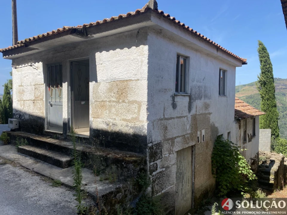 Moradia T2 para Venda em Resende Foto 4