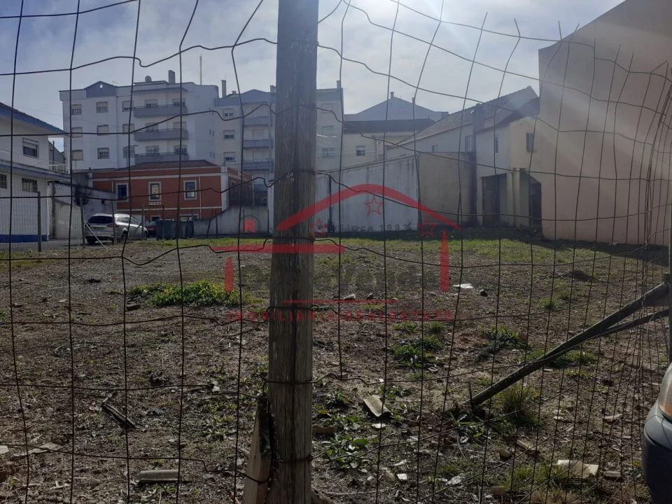 Terreno para Venda em Cadaval e Pêro Moniz Foto 8