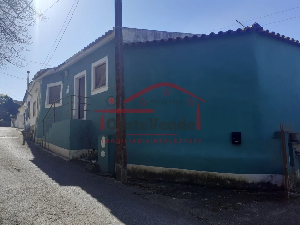 Moradia T1 para Venda em Peral Foto 2