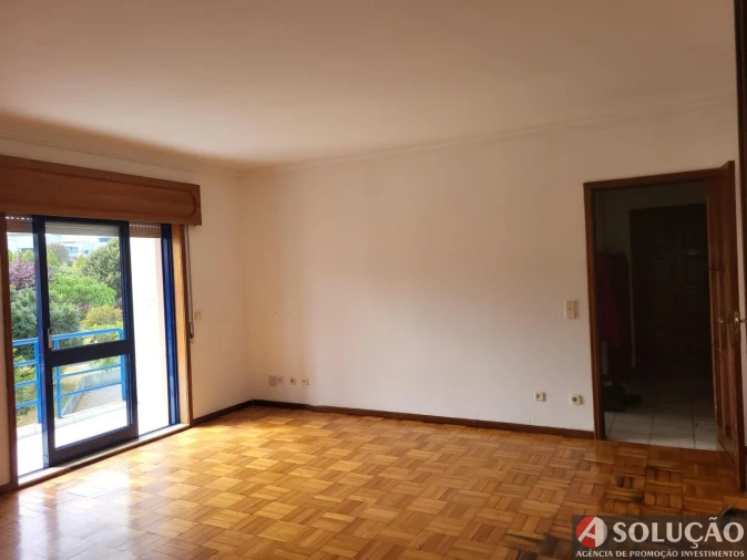Apartamento T2 para Venda em Oliveira do Douro Foto 6