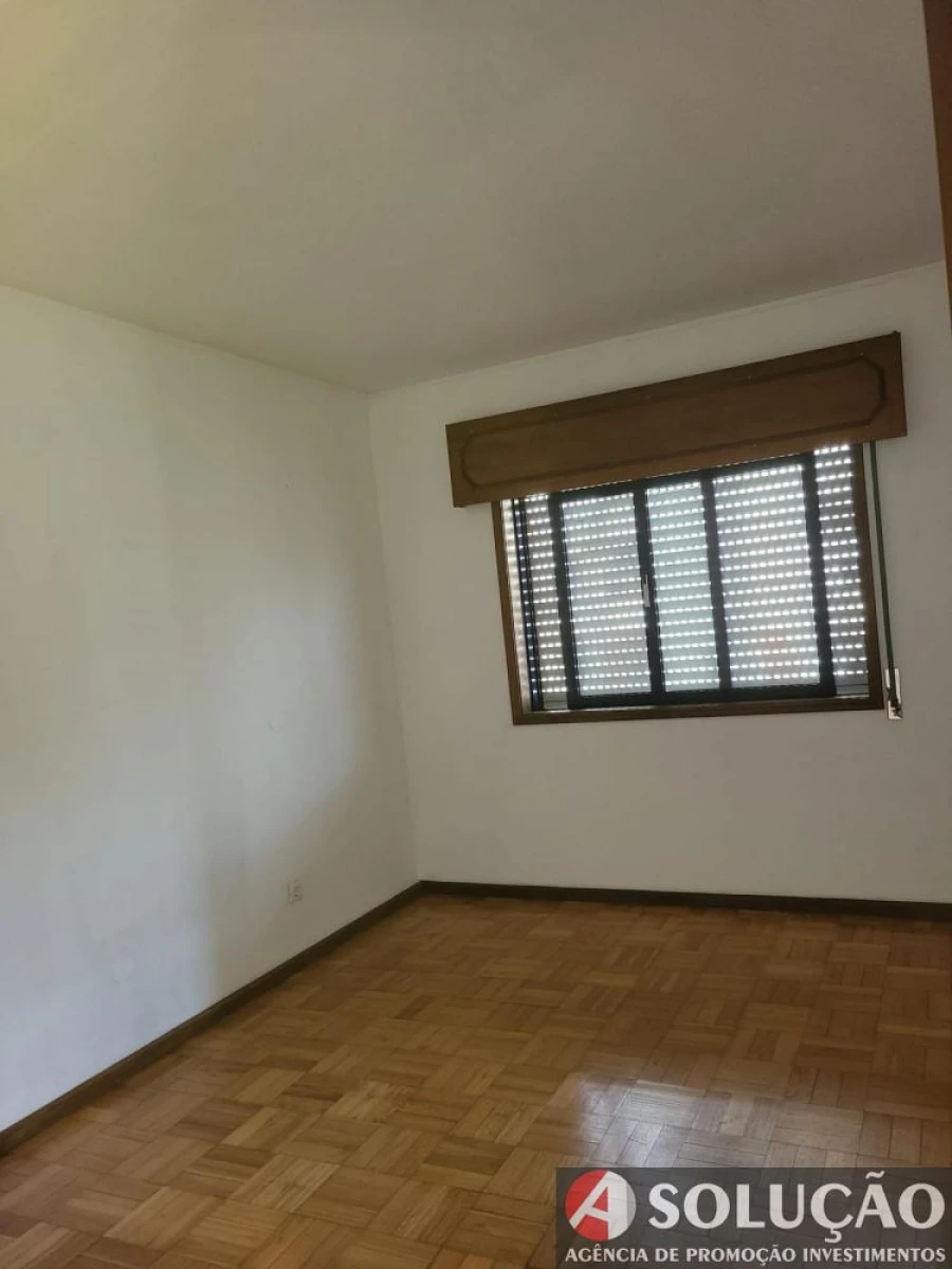 Apartamento T2 para Venda em Oliveira do Douro Foto 8