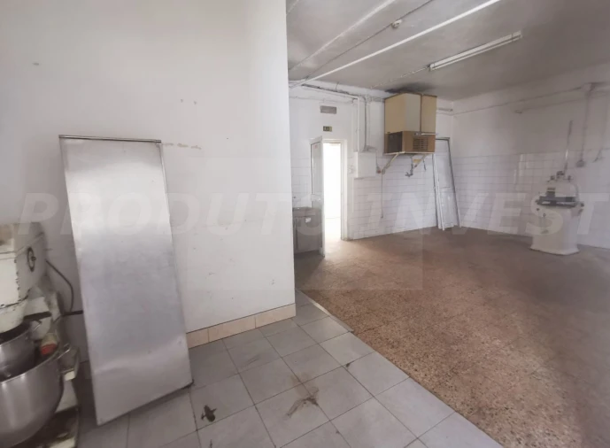 Loja para Venda em Alpedrinha Foto 11