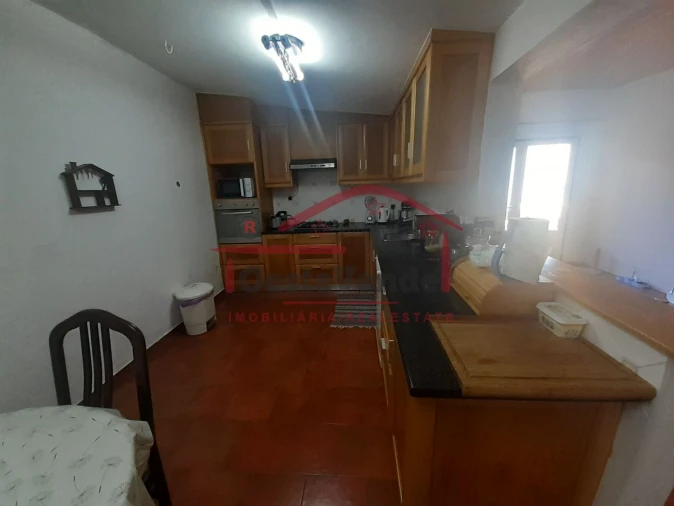 Moradia T3 para Venda em Lamas e Cercal Foto 3