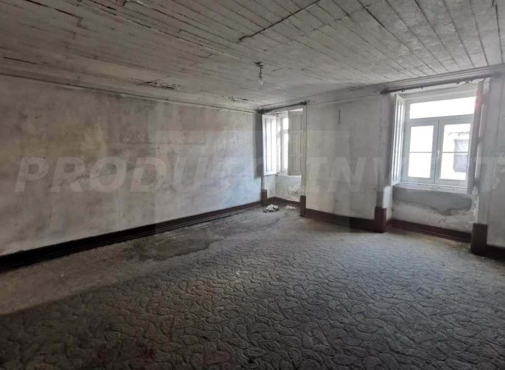 Moradia T5 para Venda em Fundão, Valverde, Donas, A. Joanes, A. Nova Cabo Foto 9