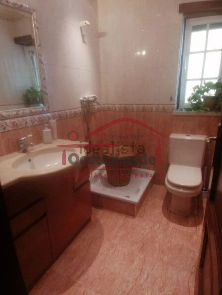 Moradia T4 para Venda em Cadaval e Pêro Moniz Foto 23