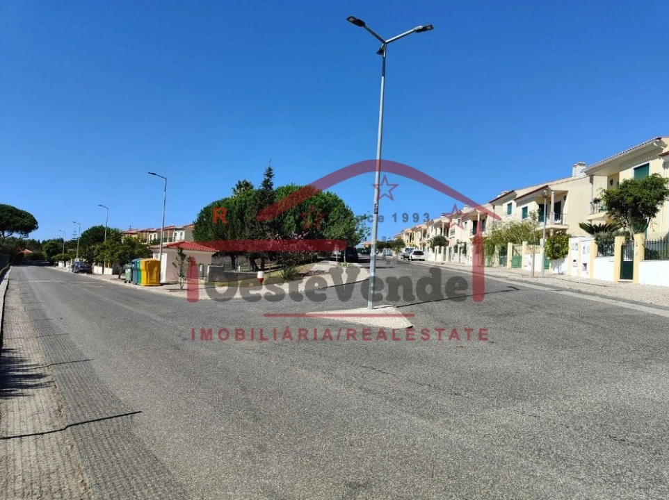 Moradia T4 para Venda em Cadaval e Pêro Moniz Foto 36