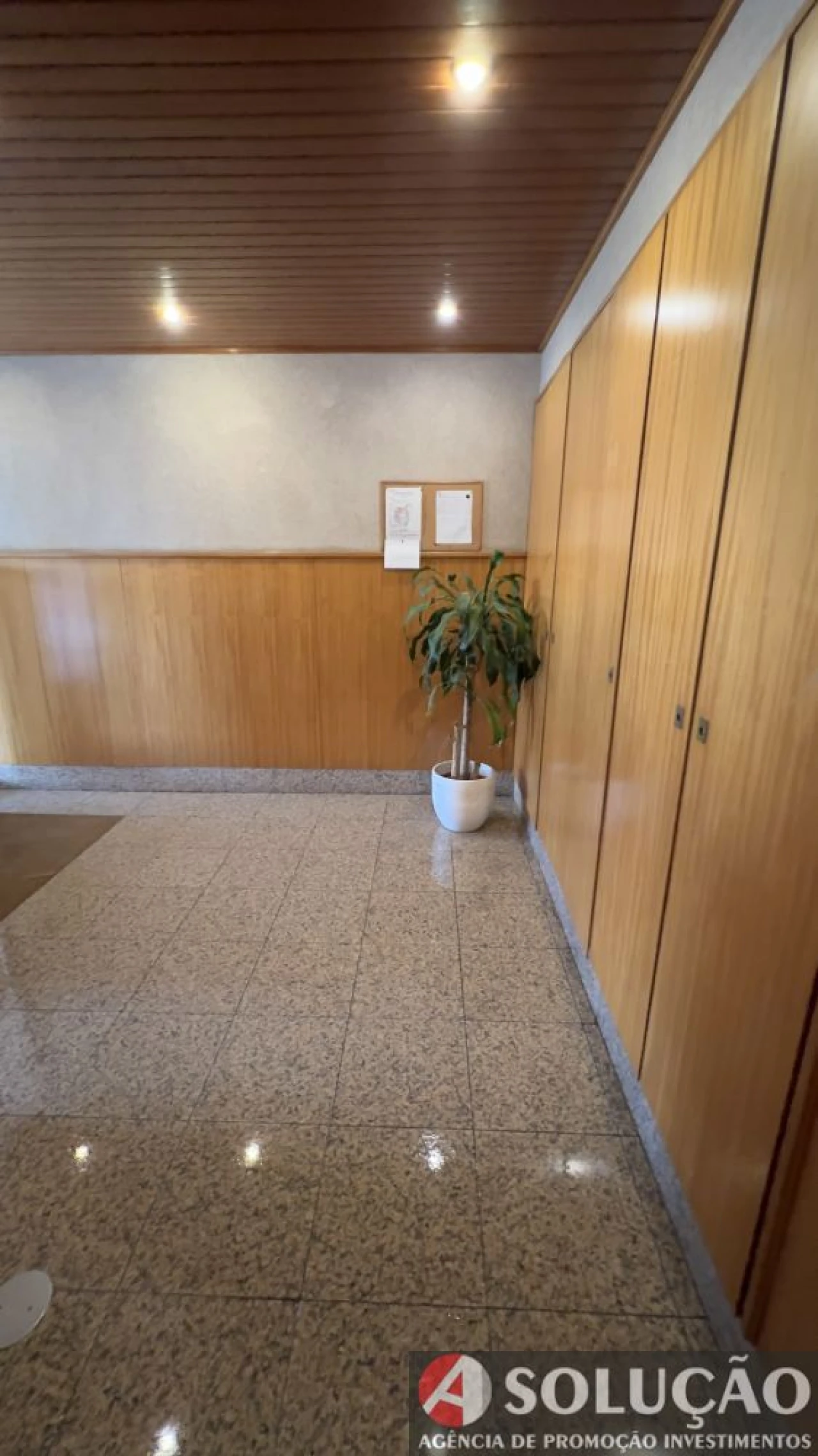 Apartamento T2 para Venda em Mafamude e Vilar do Paraíso Foto 36