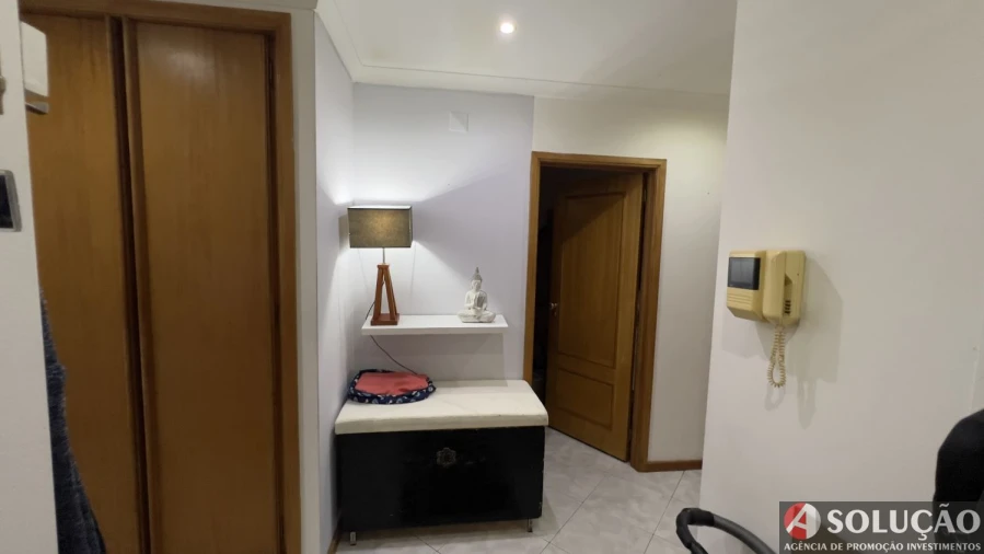 Apartamento T2 para Venda em Mafamude e Vilar do Paraíso Foto 4