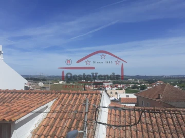 Moradia T3 para Venda em Bombarral e Vale Covo