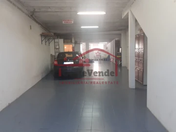 Moradia T3 para Venda em Bombarral e Vale Covo
