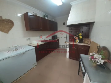 Moradia T3 para Venda em Bombarral e Vale Covo