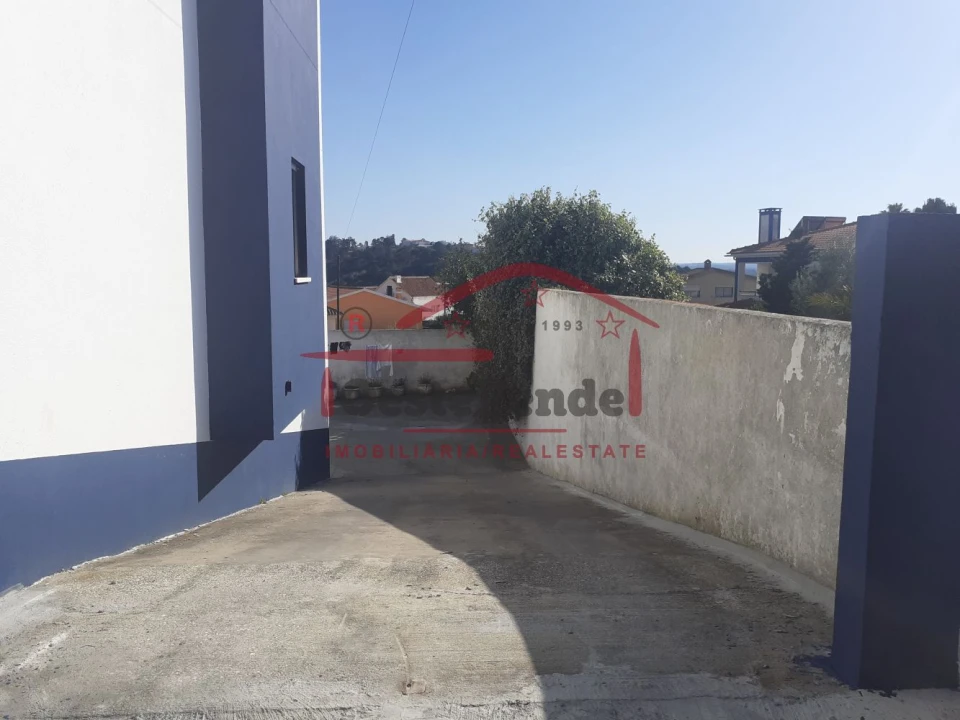 Apartamento T3 para Venda em Foz do Arelho Foto 31
