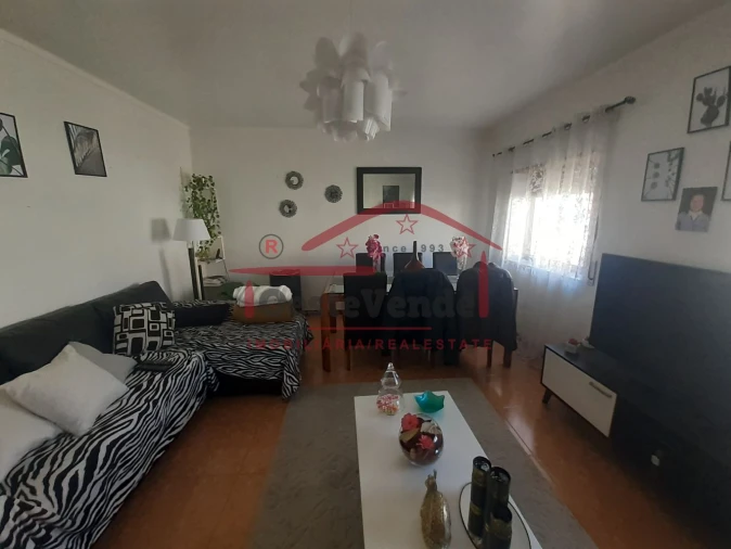 Apartamento T3 para Venda em Foz do Arelho Foto 2