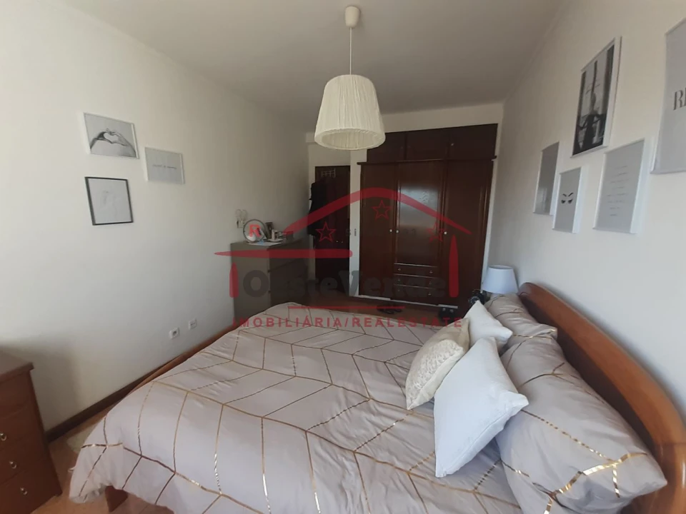 Apartamento T3 para Venda em Foz do Arelho Foto 11