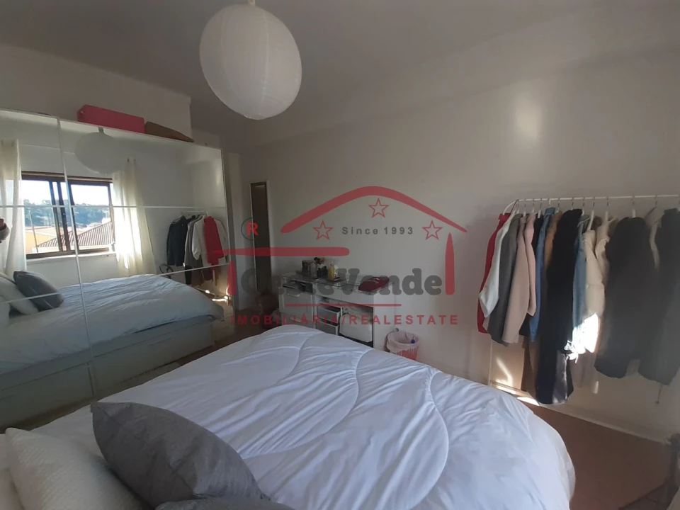 Apartamento T3 para Venda em Foz do Arelho Foto 14