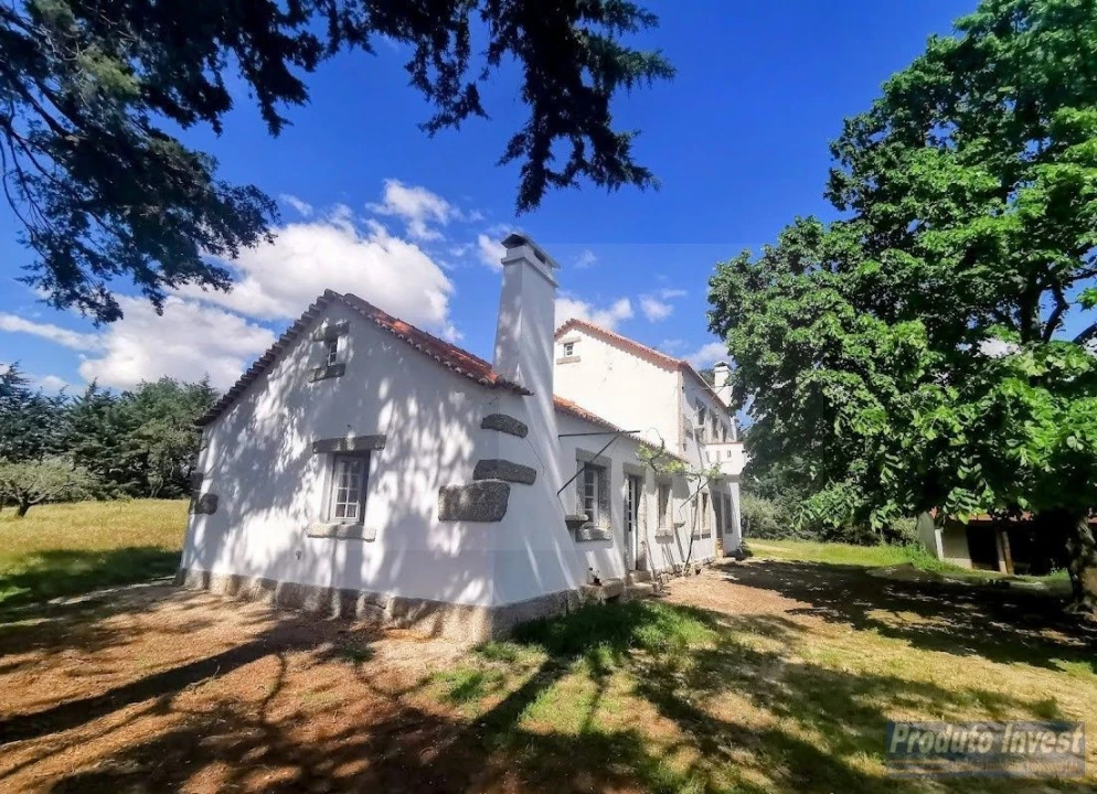 Moradia T4 para Venda em Vale de Prazeres e Mata da Rainha Foto 1