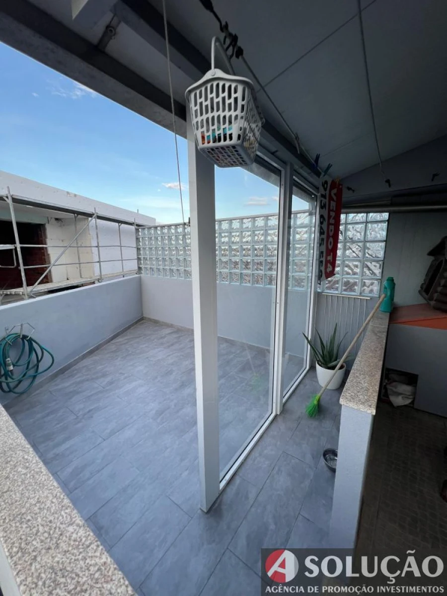 Moradia T3 para Venda em Oliveira do Douro Foto 32