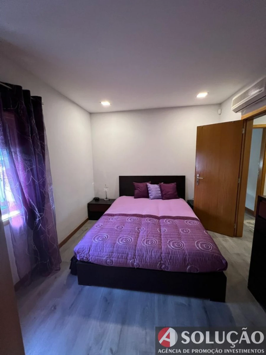 Moradia T3 para Venda em Oliveira do Douro Foto 23