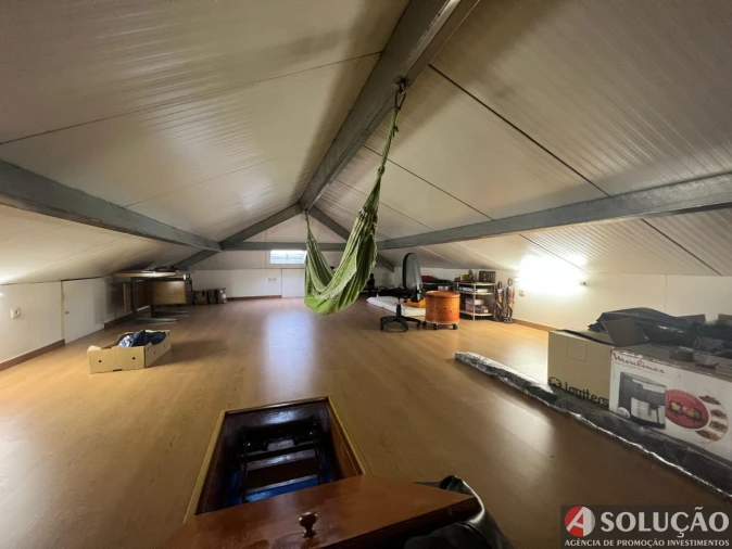 Moradia T3 para Venda em Oliveira do Douro Foto 33