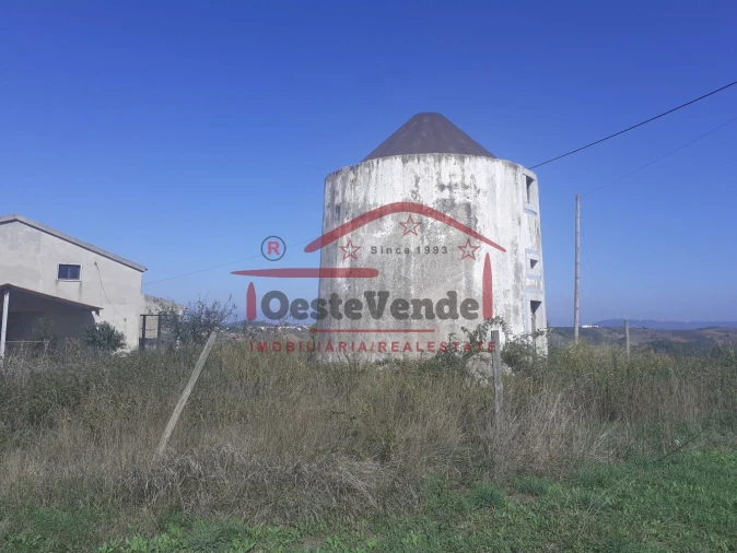 Moradia T0 para Venda em Peral Foto 3