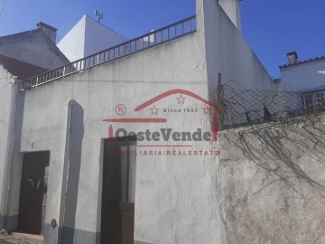 Moradia T3 para Venda em Alenquer (Santo Estêvão e Triana)