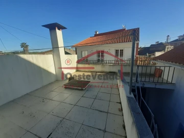 Moradia T3 para Venda em Alenquer (Santo Estêvão e Triana)