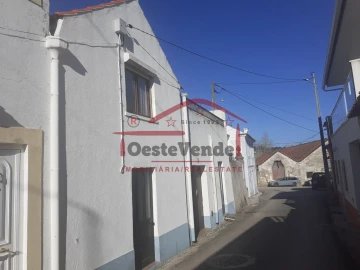 Moradia T3 para Venda em Alenquer (Santo Estêvão e Triana)