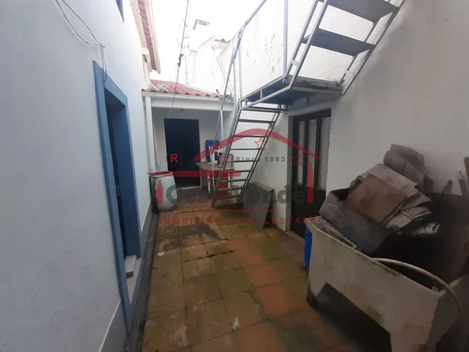 Moradia T3 para Venda em Alenquer (Santo Estêvão e Triana) Foto 12