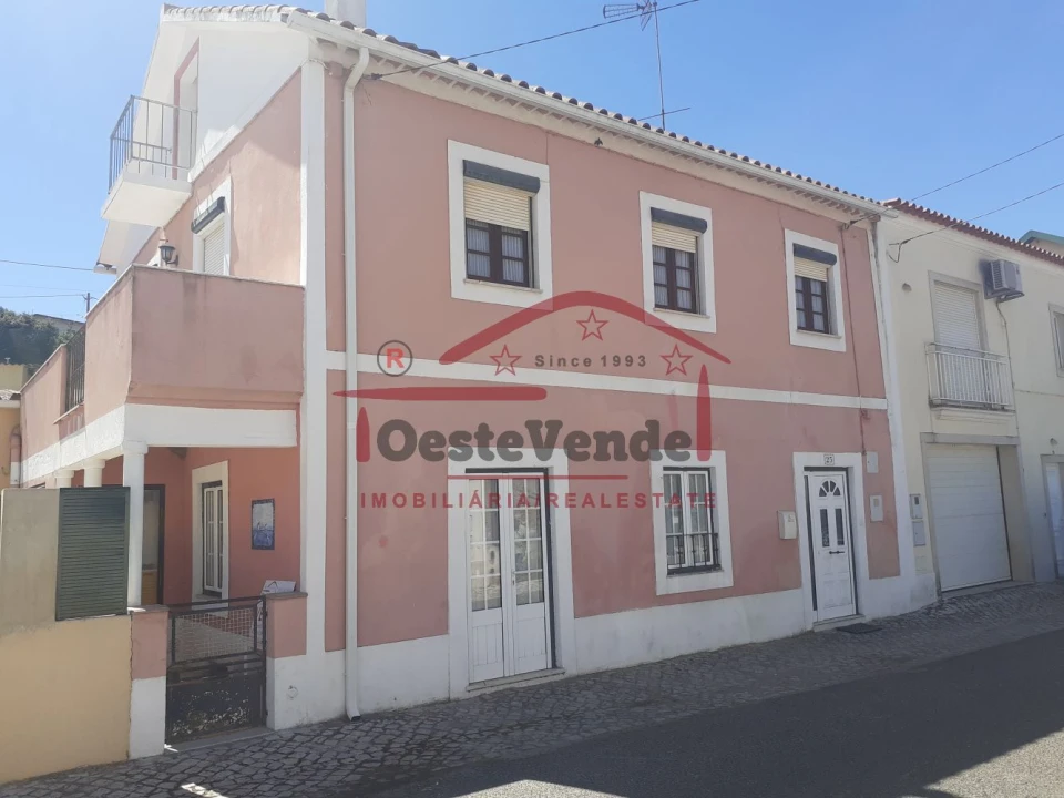 Moradia T2 para Venda em Lamas e Cercal Foto 2