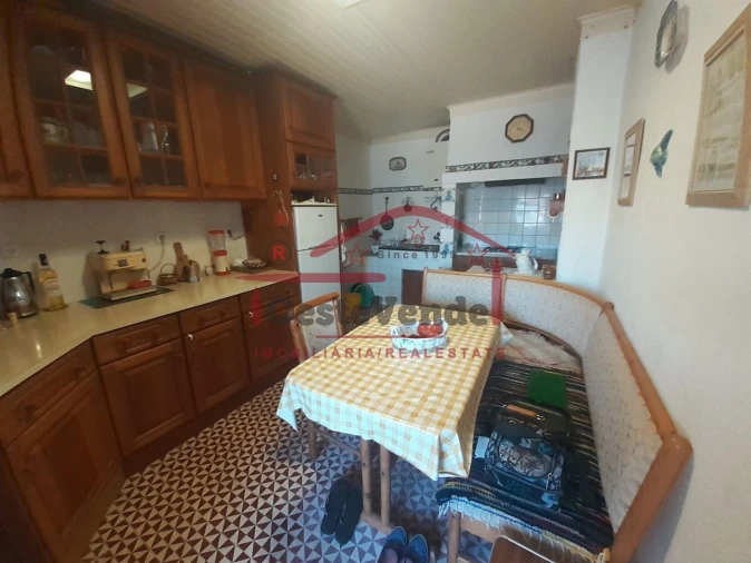 Moradia T2 para Venda em Lamas e Cercal Foto 6