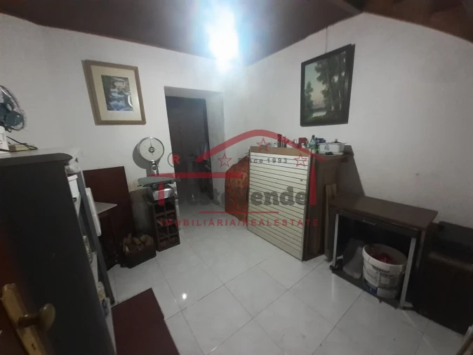 Moradia T2 para Venda em Lamas e Cercal Foto 16