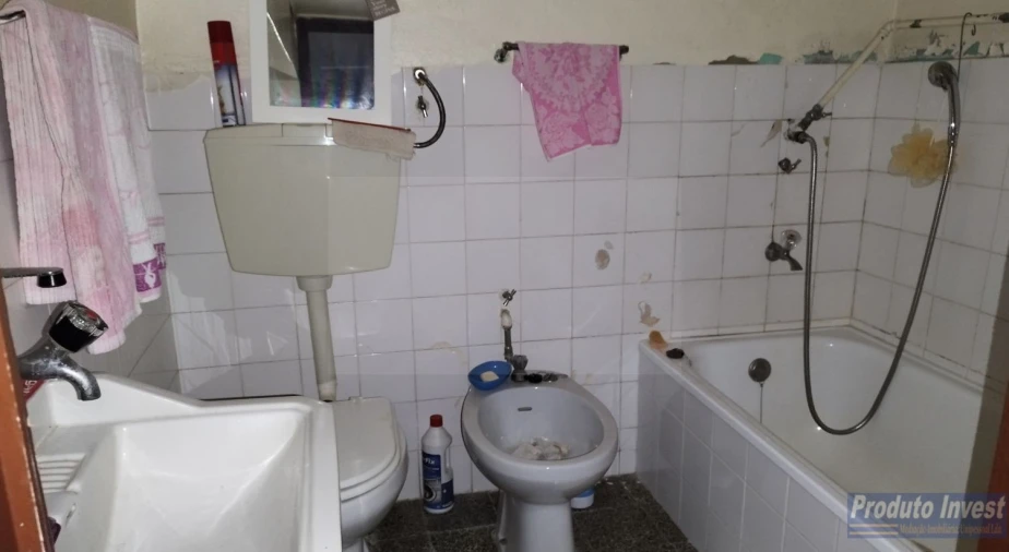 Moradia T4 para Venda em Silvares Foto 8