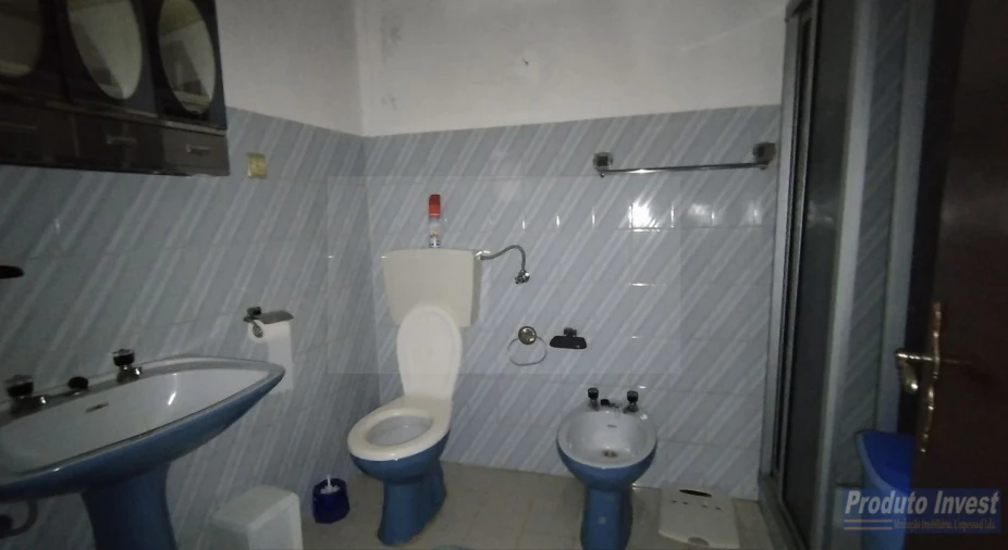 Moradia T4 para Venda em Silvares Foto 16