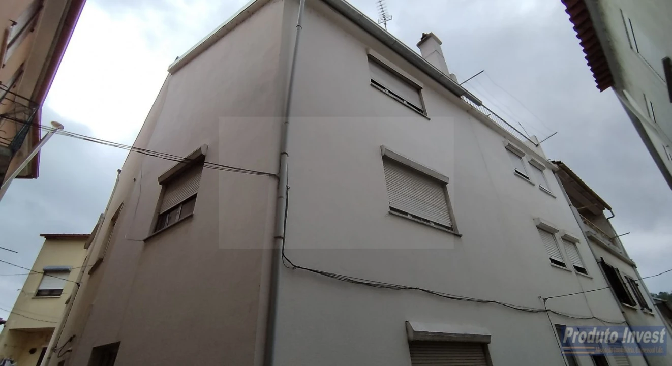 Moradia T4 para Venda em Silvares Foto 1