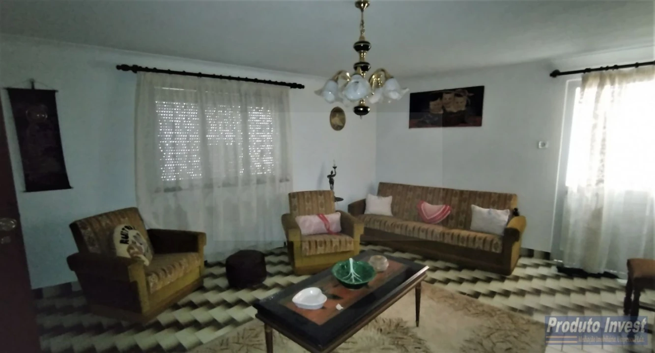 Moradia T4 para Venda em Silvares Foto 9