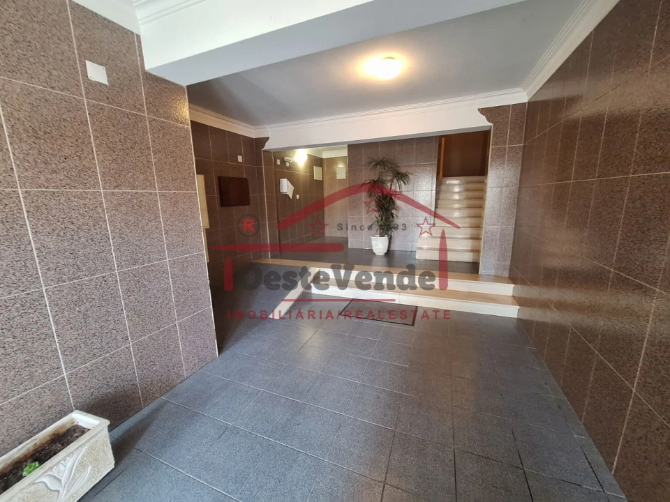 Apartamento T3 para Venda em Cadaval e Pêro Moniz Foto 35