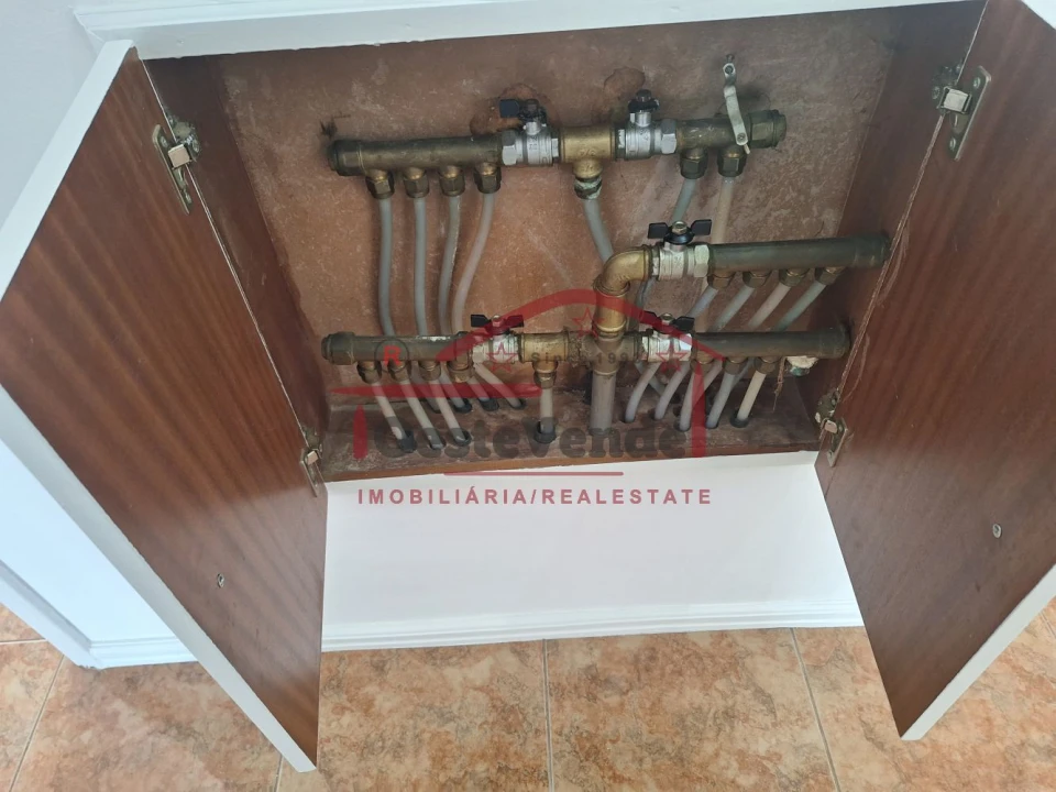 Apartamento T3 para Venda em Cadaval e Pêro Moniz Foto 33