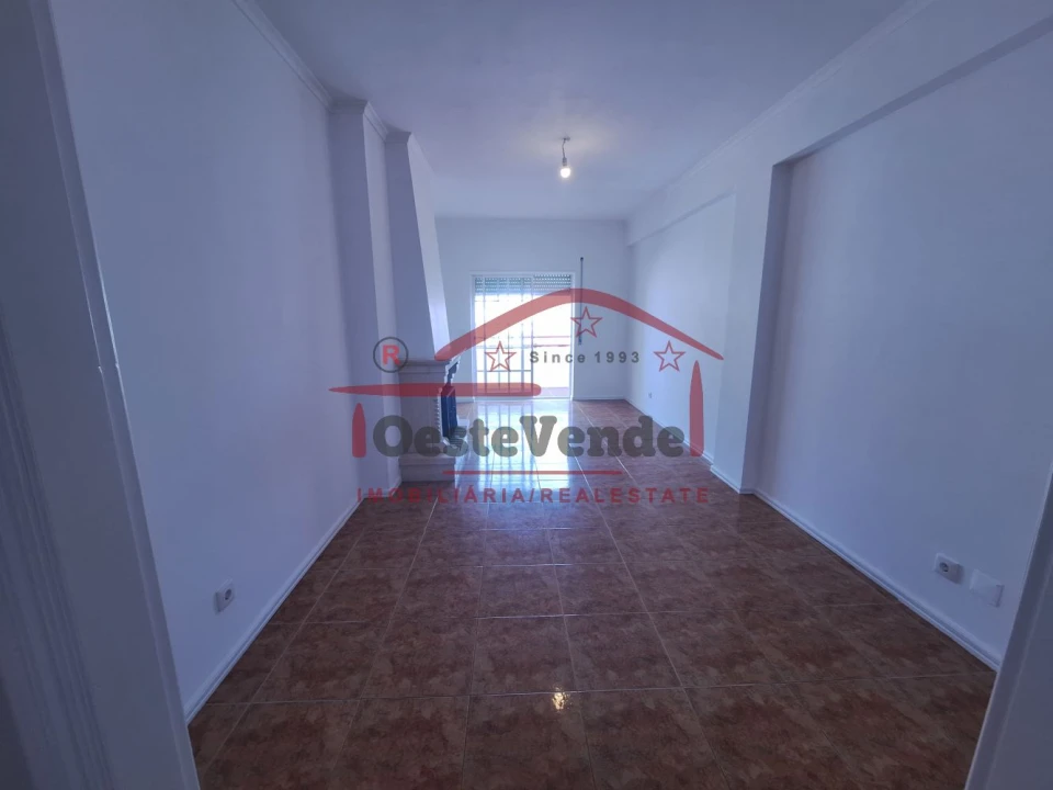 Apartamento T3 para Venda em Cadaval e Pêro Moniz Foto 12