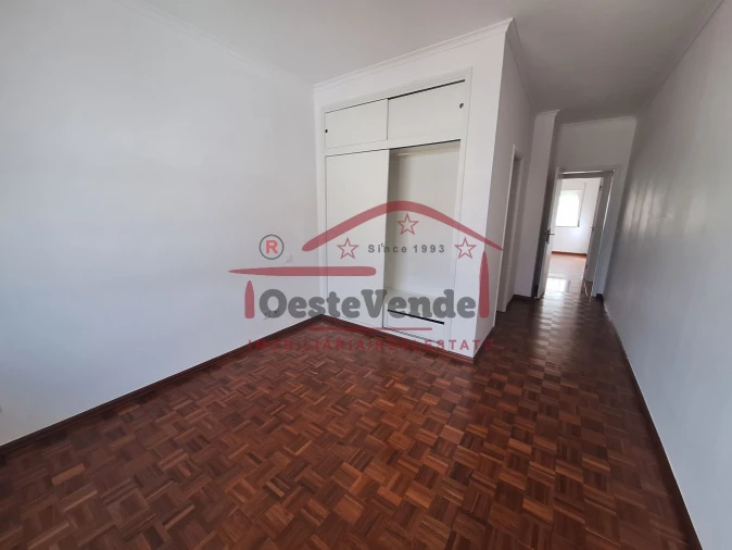Apartamento T3 para Venda em Cadaval e Pêro Moniz Foto 21