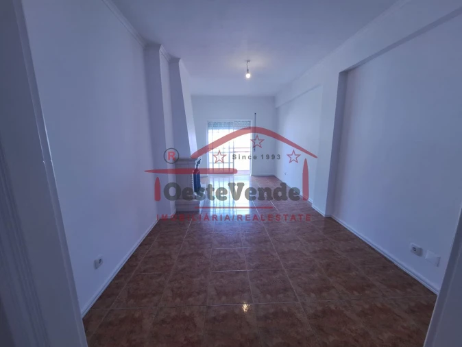 Apartamento T3 para Venda em Cadaval e Pêro Moniz Foto 12