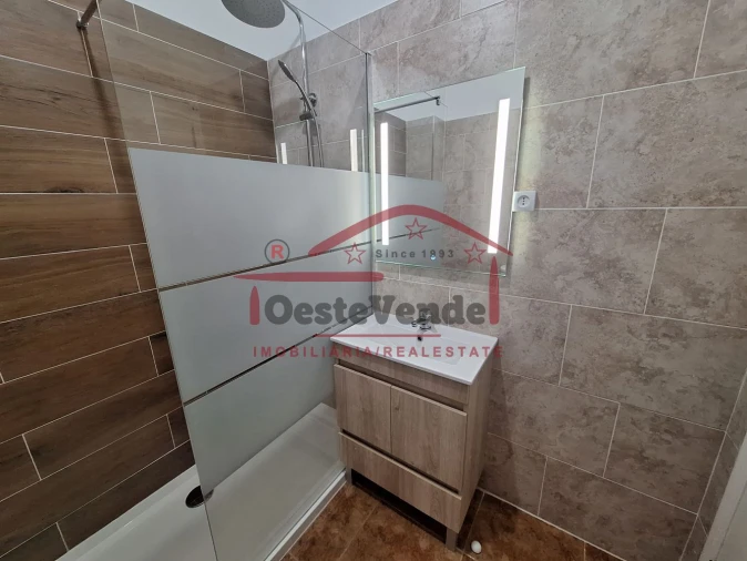 Apartamento T3 para Venda em Cadaval e Pêro Moniz Foto 4