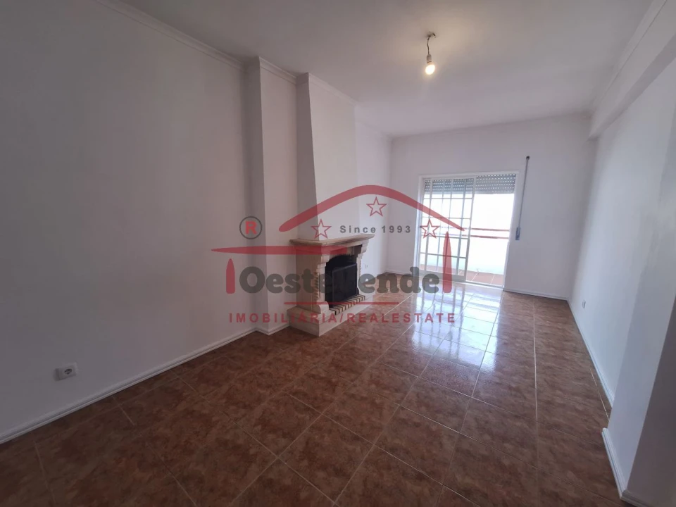 Apartamento T3 para Venda em Cadaval e Pêro Moniz Foto 11