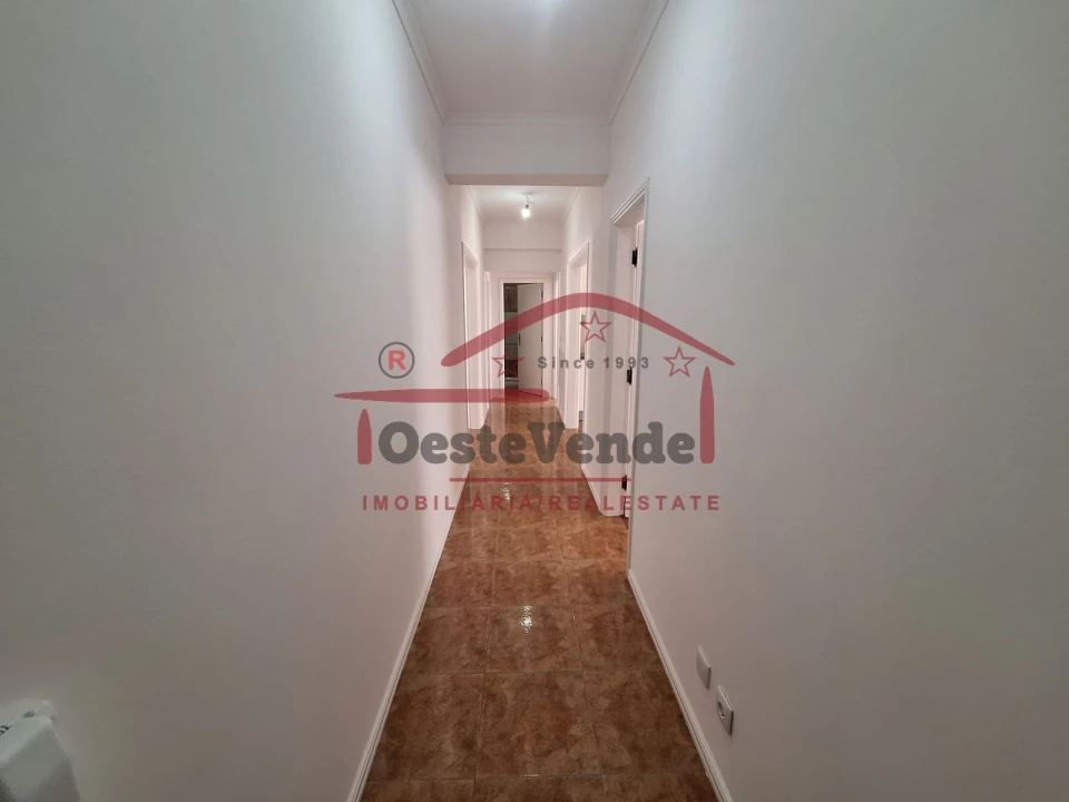 Apartamento T3 para Venda em Cadaval e Pêro Moniz Foto 24