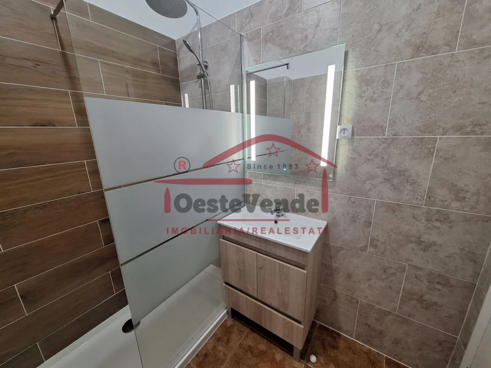 Apartamento T3 para Venda em Cadaval e Pêro Moniz Foto 4