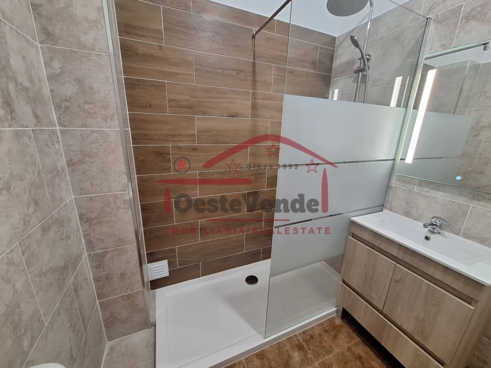 Apartamento T3 para Venda em Cadaval e Pêro Moniz Foto 5