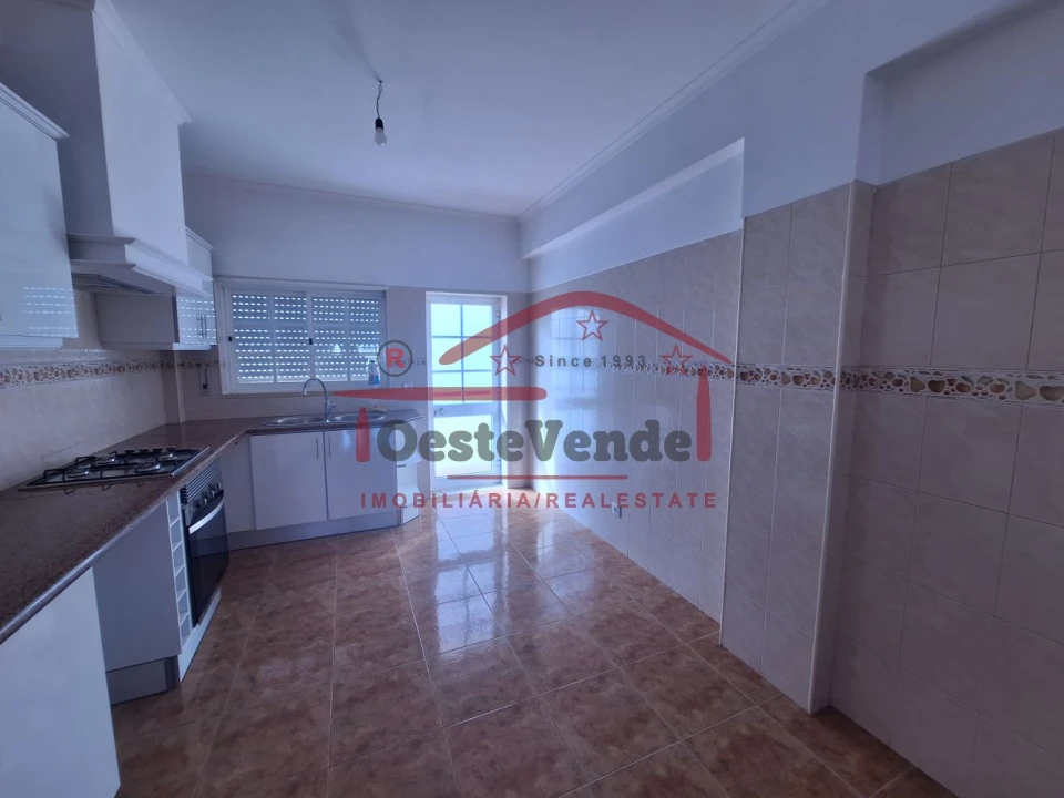 Apartamento T3 para Venda em Cadaval e Pêro Moniz Foto 30