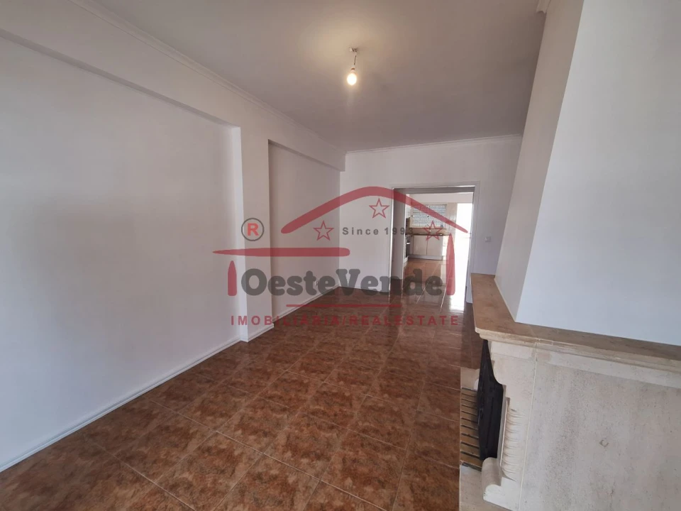 Apartamento T3 para Venda em Cadaval e Pêro Moniz Foto 13