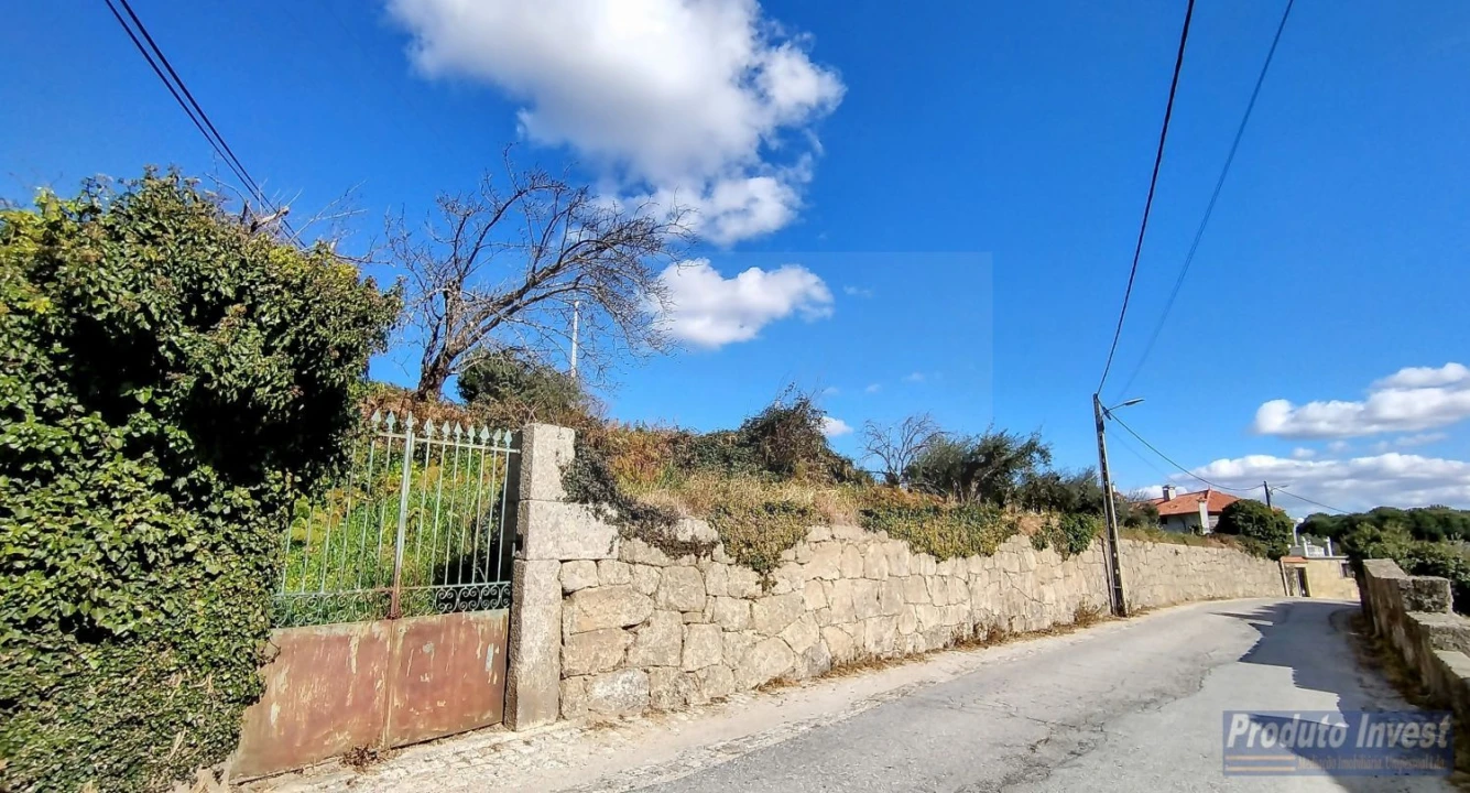 Terreno para Venda em Alpedrinha Foto 1
